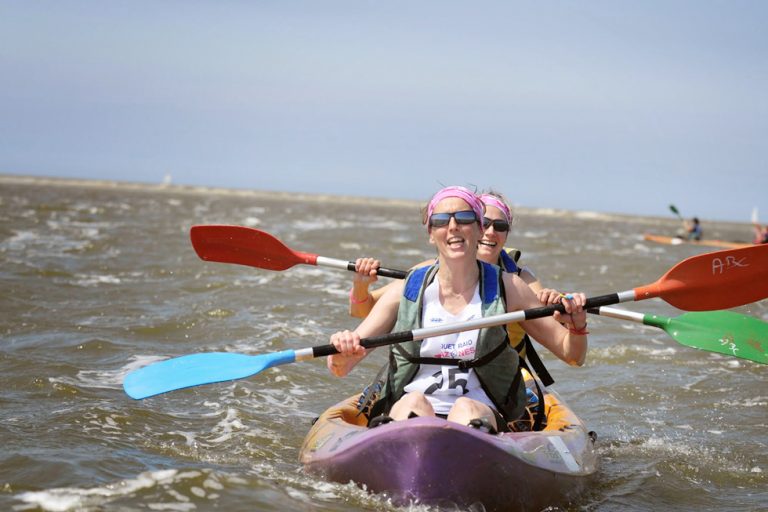 participantes au raid amazones sur un canoë kayak